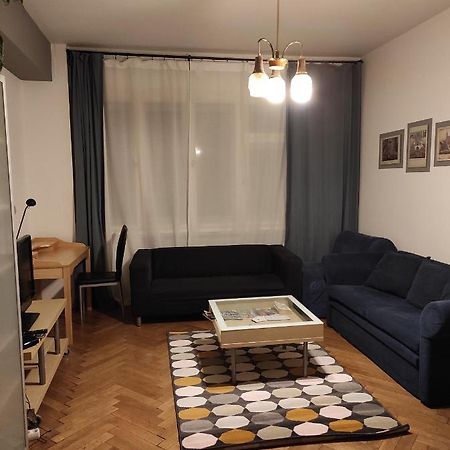 Coronation Apartment Bratislava Extérieur photo